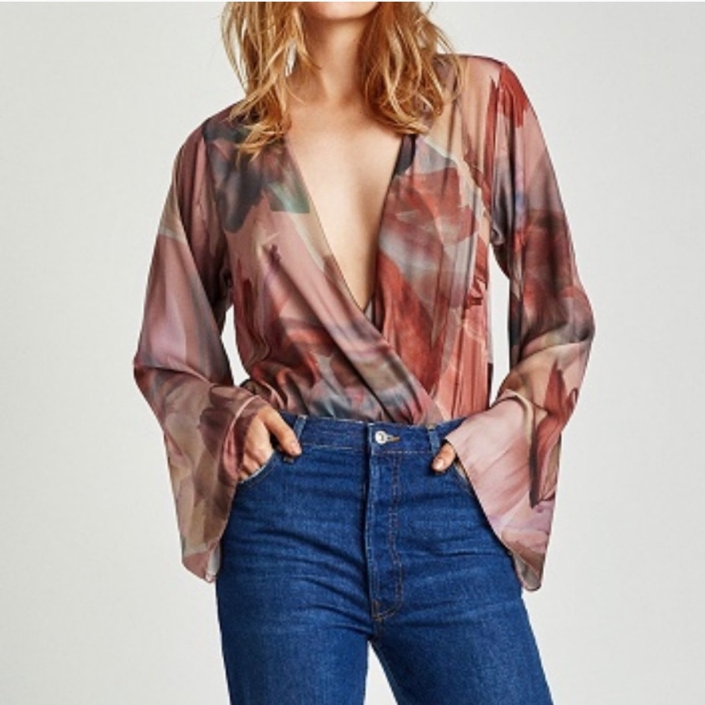ZARA Abstract Flowy Plunging Bodysuit Blouse S NWT